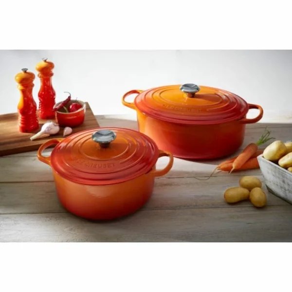 Cocotte En Fonte Ovale 29 Cm Volcanique Le Creuset Signature De Qualité 6