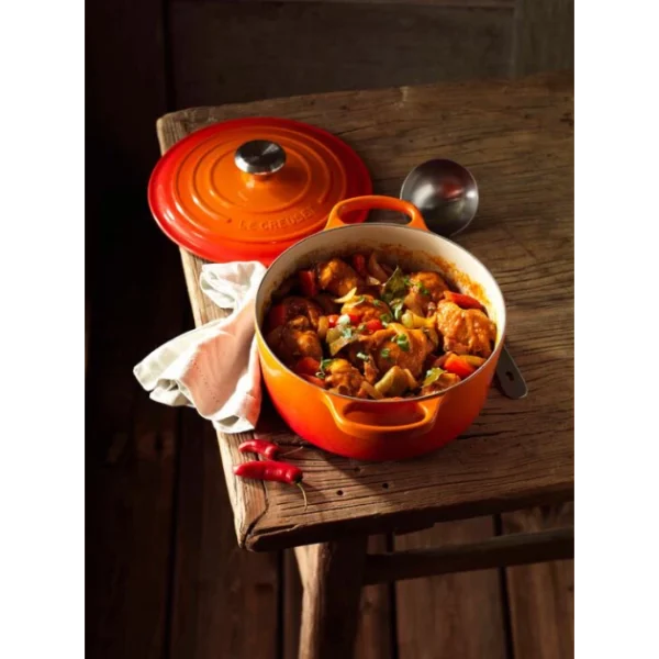 Cocotte En Fonte Ronde 20 Cm Volcanique Le Creuset Signature De Qualité 6