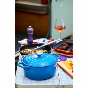 qualité supérieure Cocotte En Fonte Ronde 22 Cm Marseille Le Creuset Signature 16
