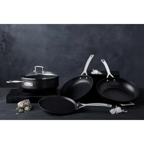 Poêle 28 Cm Anti-Adhérente Les Forgées Le Creuset boutique 6