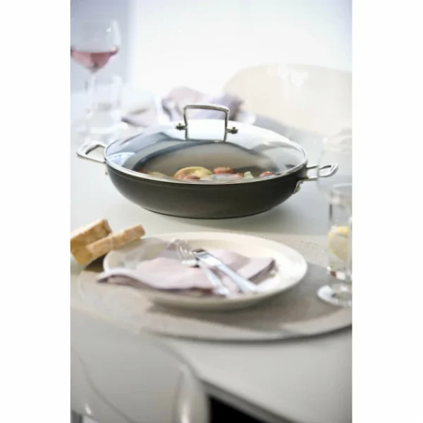 meilleur service Sauteuse Provençale 30 Cm Anti-Adhérente Avec Couvercle Les Forgées Le Creuset 4